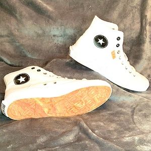 Converse, all stars far from Chuck size 10.5